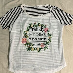 Graphic t-shirt, never worn, perfect condition